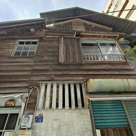 Jerry'S Mazehut Hostel Tainan Extérieur photo