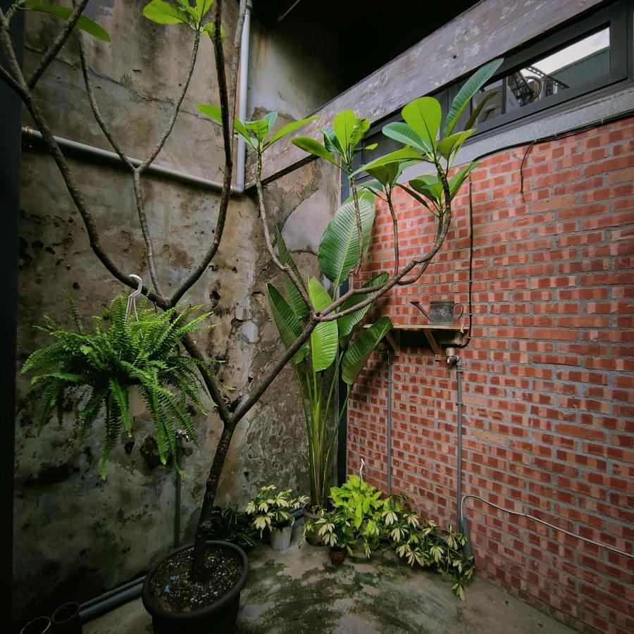 Jerry'S Mazehut Hostel Tainan Extérieur photo